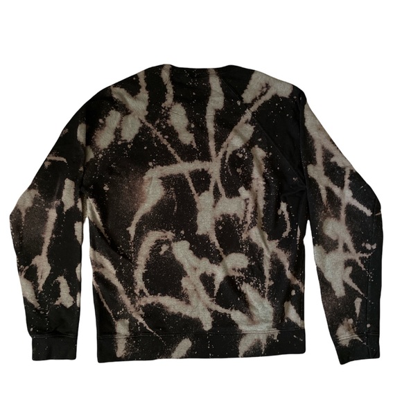 Poshmark Custom Pullover Sweater Size XL - Picture 3 of 3